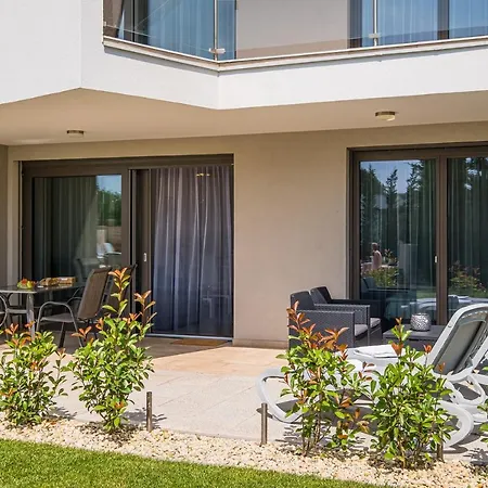 Fured Beach Apartman