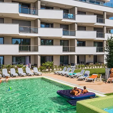 Apartment Fured Beach Apartman *