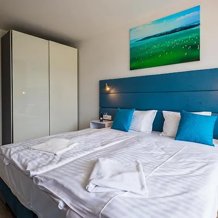 Apartment Fured Beach Apartman