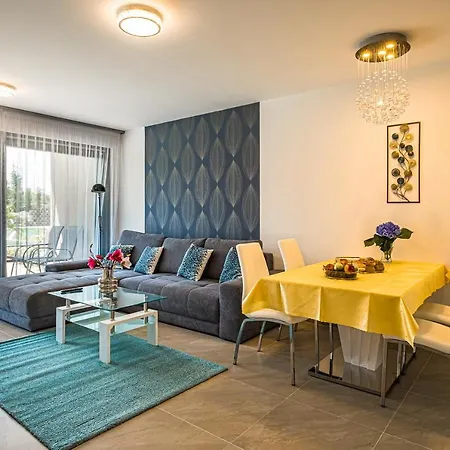 Fured Beach Apartman